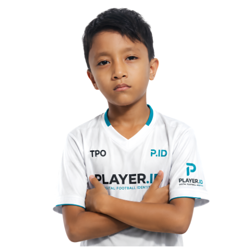 Aiman wearing the PLAYER.ID football jersey