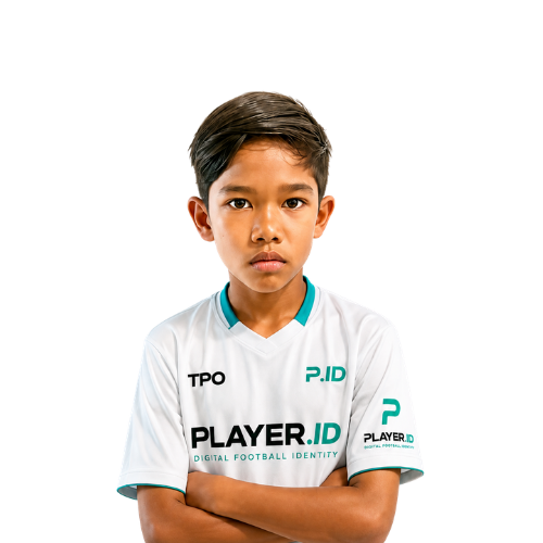 Muiz wearing the PLAYER.ID football jersey